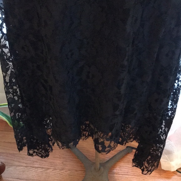 Free People black lace dress with multi colored floral chest Sz 10 bi-level hem - Picture 5 of 11